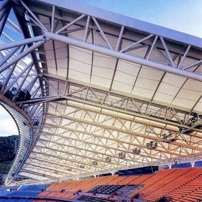 Zuverlässige Stahlturnhalle, die vorfabriziertes Stadion des leichten großen Umfangs errichtet