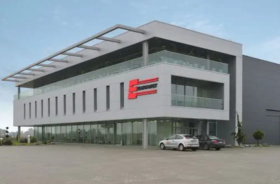 Kommerzieller vorfabrizierter Bürogebäude-Leichtgewichtler-Stahlportalrahmen Q355B