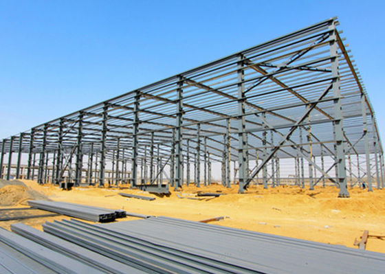 Industrielle Stahlkonstruktion Lagerhausrahmen Bau Bauwerk Garage