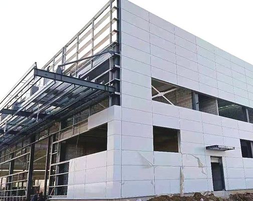 Metallbau Stahlkonstruktion Lager mit Aluminium / PVC-Fenster