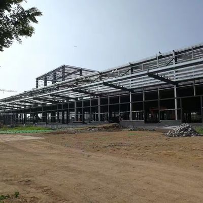 Leichte Stahlkonstruktion Lagerhaus Vorgefertigtes Industrie-Schuppen-Design
